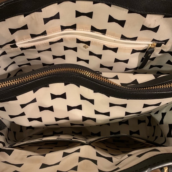 Kate Spade handbag, pale blue with dark navy strap and handles. Slightly used. - Picture 4 of 4